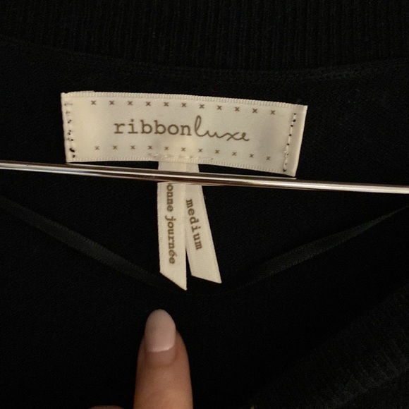 COPY - Plenty black sweater with perforated sleeves and sides - Picture 4 of 4